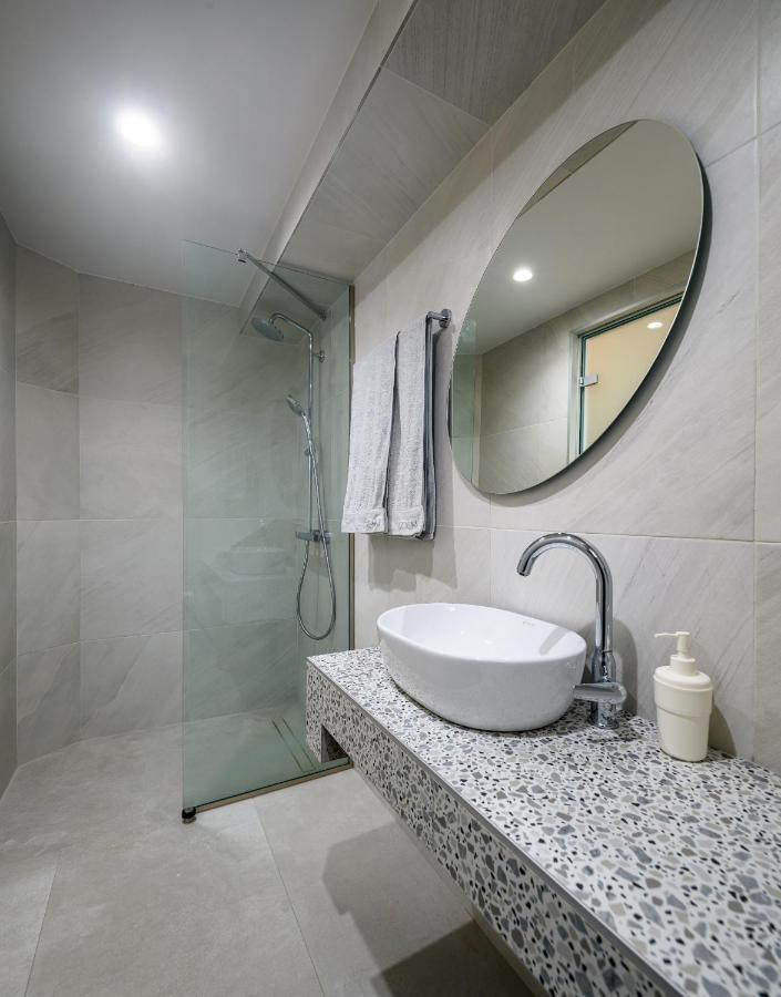 Noa Beachfront Suites Kardamena  Exteriör bild